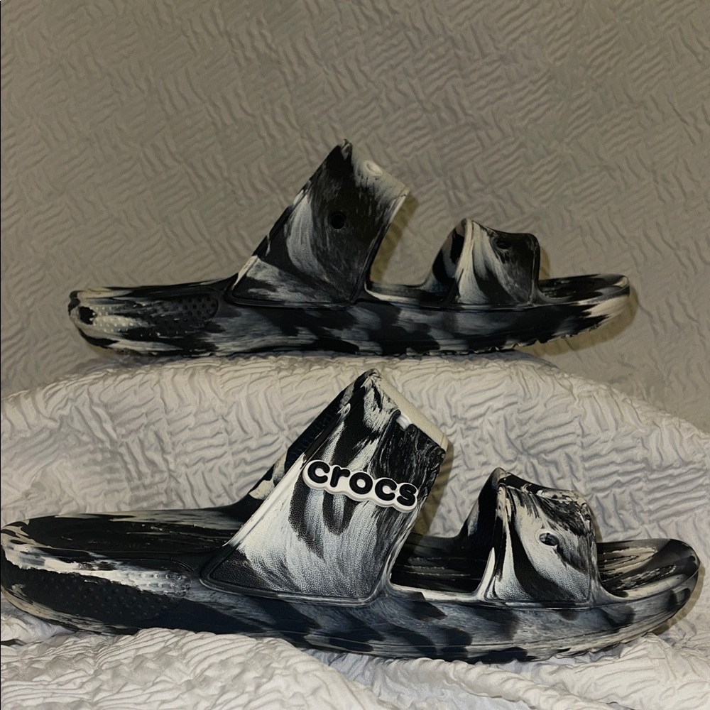 Adult M8/W10 CROCS . Monochrome Swirl Sandals